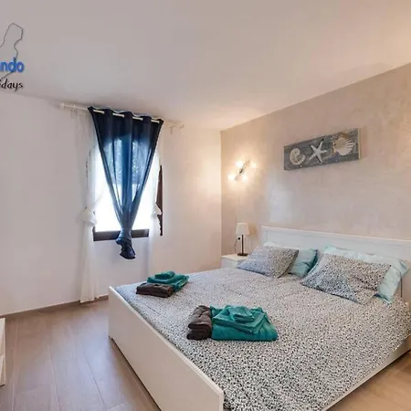 Vivienda Vacacional Papillon Costa Teguise