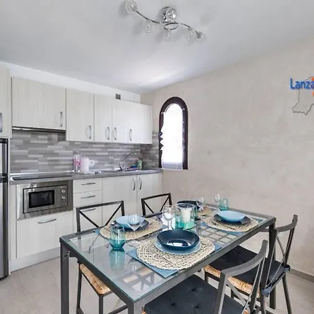Vivienda Vacacional Papillon Lägenhet Costa Teguise
