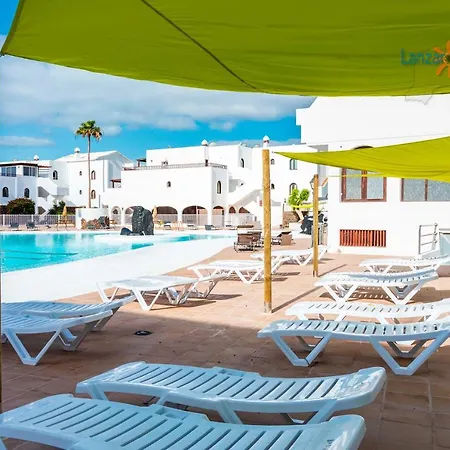 Vivienda Vacacional Papillon * Costa Teguise